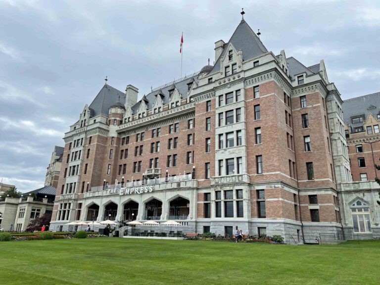 hotel victoria vancouver island