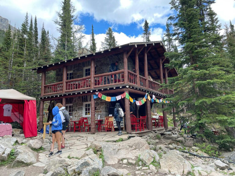 wandelen in banff teahouse