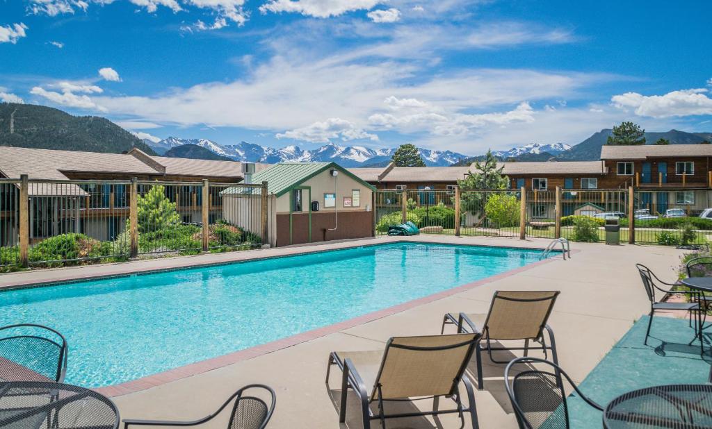 Blue Door Inn estes park