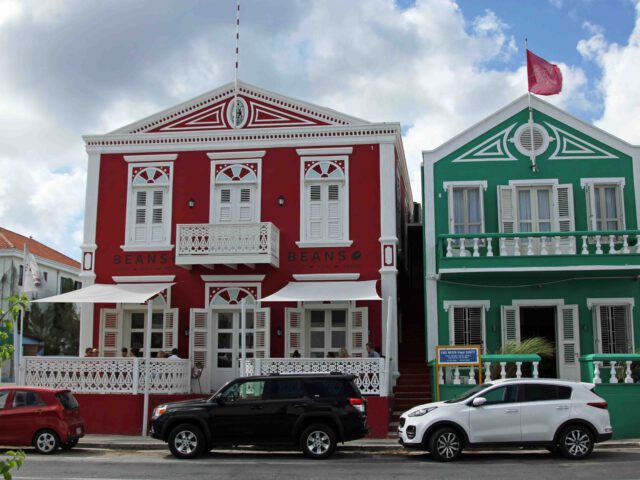 Goedkoop een auto huren op Curaçao, alle tips op een rij