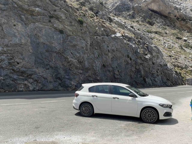 Goedkoop een auto huren op Kreta, alle tips op een rij