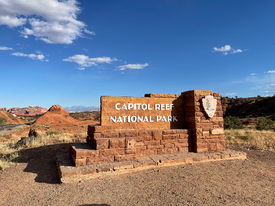 capitol reef national park welcome bord