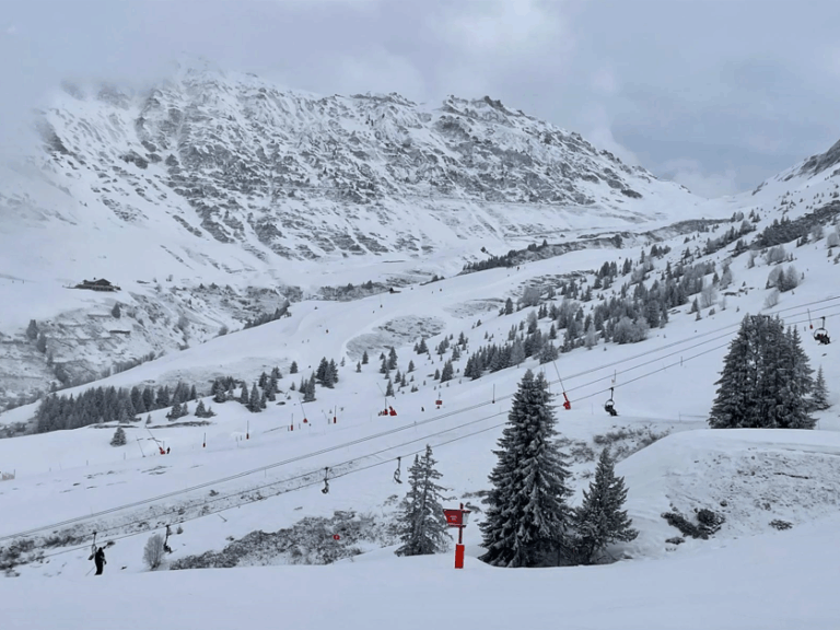 rode piste in Les arcs